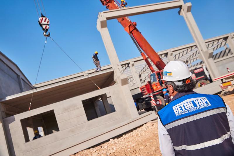 Prefabricated Offices and Commercial Buildings: Fast Solution, High Efficiency