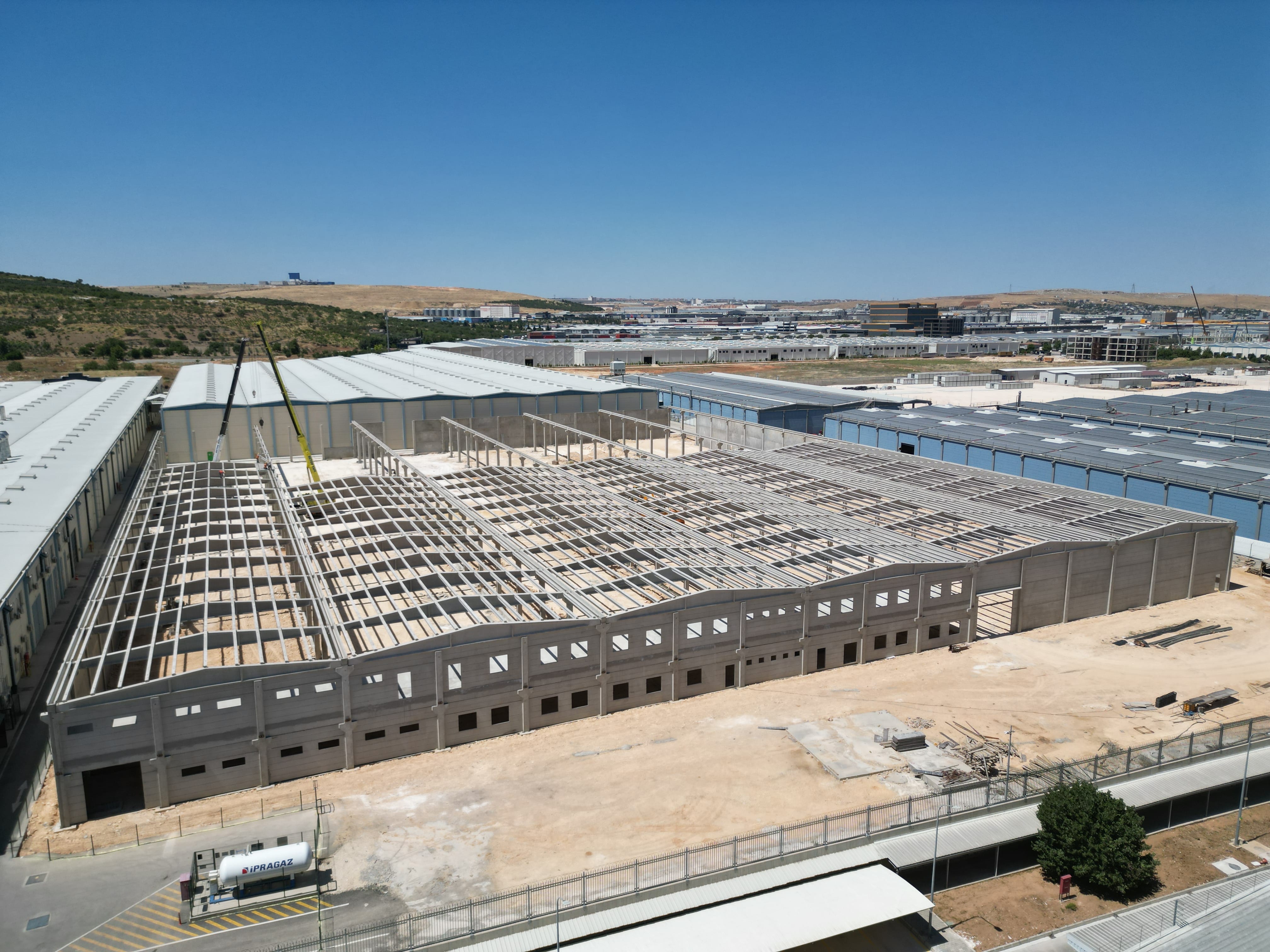 Prefabrik Yapı ile Uzun Ömürlü Sanayi Tesisleri Oluşturma