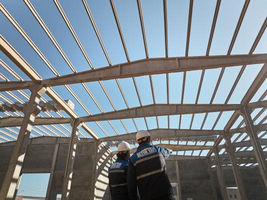 Lantern Beam Nedir? Sanayi Yapılarında Aydınlatma ve Havalandırmaya Etkisi